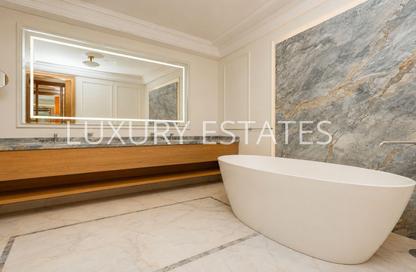 Apartment - 2 Bedrooms - 3 Bathrooms for sale in Porto Arabia - The Pearl Island - Doha Apartment - 2 Bedrooms - 3 Bathrooms for sale in Porto Arabia - The Pearl Island - Doha