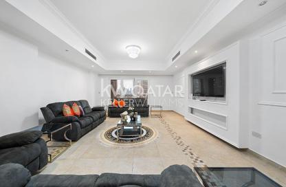 Apartment - 1 Bedroom - 2 Bathrooms for rent in West Porto Drive - Porto Arabia - The Pearl Island - Doha