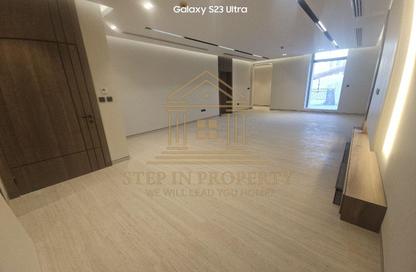 Apartment - 3 Bedrooms - 4 Bathrooms for rent in Building 36 - Fereej Bin Mahmoud North - Fereej Bin Mahmoud - Doha Apartment - 3 Bedrooms - 4 Bathrooms for rent in Building 36 - Fereej Bin Mahmoud North - Fereej Bin Mahmoud - Doha