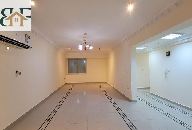 52042843 - صورة العقار 2