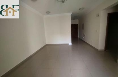 Apartment - 3 - 3 for rent in Umm Ghwailina Comm - Umm Ghuwalina - Umm Ghuwailina - Doha