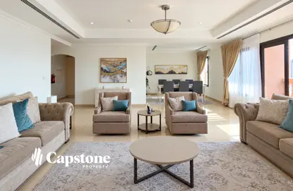 Apartment - 2 Bedrooms - 3 Bathrooms for rent in East Porto Drive - Porto Arabia - The Pearl Island - Doha