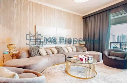 Apartment - 2 Bedrooms - 4 Bathrooms for sale in Viva West - Viva Bahriyah - The Pearl Island - Doha