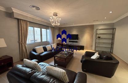 Apartment - 1 Bedroom - 2 Bathrooms for rent in Al Sadd Road - Al Sadd - Doha
