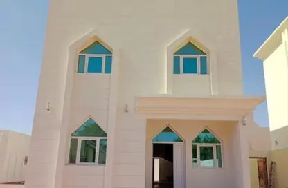 Compound - 4 Bedrooms - 3 Bathrooms for rent in Muaither North - Muaither Area - Doha
