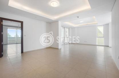 Apartment - 2 Bedrooms - 3 Bathrooms for sale in Viva East - Viva Bahriyah - The Pearl Island - Doha