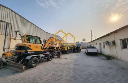 مخزن - استوديو - 8 حمامات للايجار في المنطقة الصناعية 2 - المنطقة الصناعية - المنطقة الصناعية - الدوحة