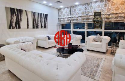 Apartment - 3 Bedrooms - 5 Bathrooms for rent in West Bay Lagoon Street - West Bay Lagoon - Doha