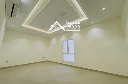 شقة - 3 غرف نوم - 3 حمامات للايجار في شارع النصر - النصر - الدوحة