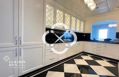 Apartment - 3 Bedrooms - 4 Bathrooms for rent in East Porto Drive - Porto Arabia - The Pearl Island - Doha Apartment - 3 Bedrooms - 4 Bathrooms for rent in East Porto Drive - Porto Arabia - The Pearl Island - Doha