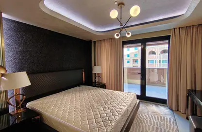 Apartment - 1 Bedroom - 3 Bathrooms for rent in West Porto Drive - Porto Arabia - The Pearl Island - Doha