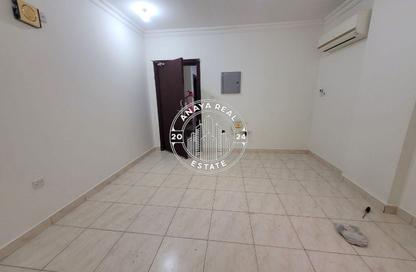 Apartment - 2 Bedrooms - 1 Bathroom for rent in Al Mansoura - Al Mansoura - Doha Apartment - 2 Bedrooms - 1 Bathroom for rent in Al Mansoura - Al Mansoura - Doha
