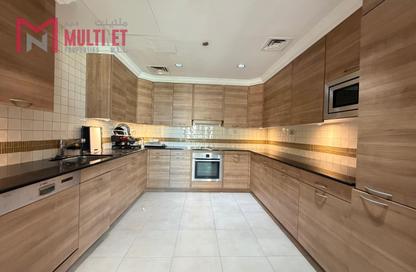 Apartment - 1 - 2 for rent in West Porto Drive - Porto Arabia - The Pearl Island - Doha