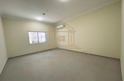 Apartment - 3 Bedrooms - 2 Bathrooms for rent in Anas Street - Fereej Bin Mahmoud North - Fereej Bin Mahmoud - Doha Apartment - 3 Bedrooms - 2 Bathrooms for rent in Anas Street - Fereej Bin Mahmoud North - Fereej Bin Mahmoud - Doha