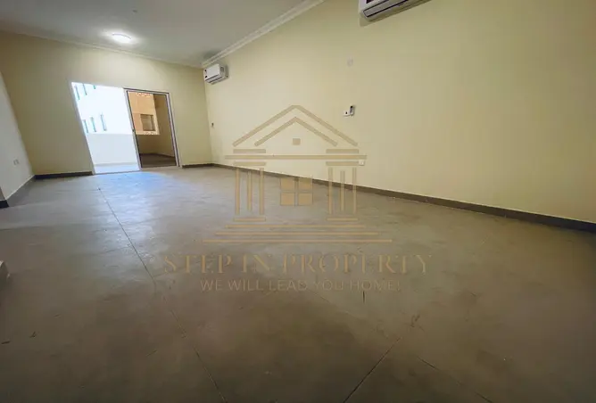 56877912 - Property Image 2