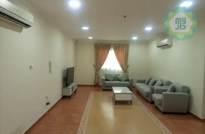 Apartment - 2 Bedrooms - 2 Bathrooms for rent in Hotel 115 - Old Salata - Salata - Doha