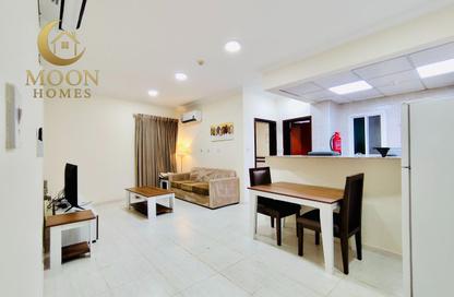 Apartment - 1 Bedroom - 1 Bathroom for rent in Umm Ghuwailina 4 - Umm Ghuwailina - Doha
