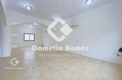 Villa - 3 Bedrooms - 3 Bathrooms for rent in Al Maamoura - Al Maamoura - Doha