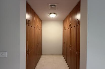 Apartment - 2 Bedrooms - 2 Bathrooms for rent in East Porto Drive - Porto Arabia - The Pearl Island - Doha