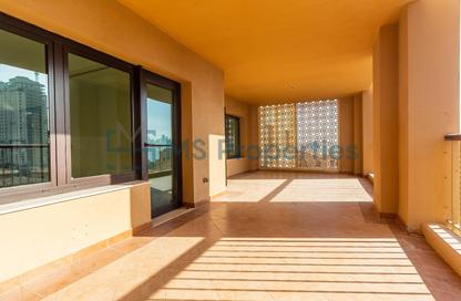 Apartment - 1 Bedroom - 2 Bathrooms for rent in East Porto Drive - Porto Arabia - The Pearl Island - Doha