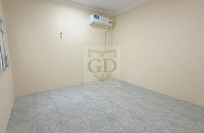 Apartment - 2 Bedrooms - 2 Bathrooms for rent in Fereej Bin Omran - Doha Apartment - 2 Bedrooms - 2 Bathrooms for rent in Fereej Bin Omran - Doha