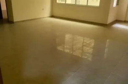 Apartment - 3 Bedrooms - 3 Bathrooms for rent in Fereej Bin Mahmoud - Doha