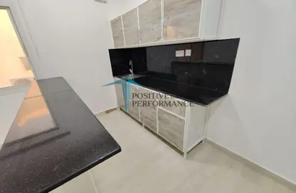 Apartment - Studio - 1 Bathroom for rent in Al Kheesa - Al Kheesa - Umm Salal Mohammed