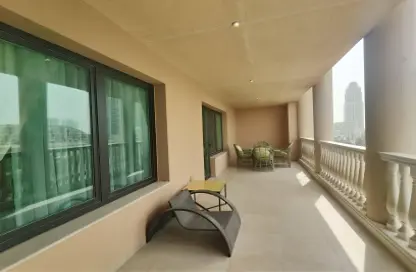 Apartment - 1 Bedroom - 2 Bathrooms for rent in Tower 10 - Porto Arabia - The Pearl Island - Doha