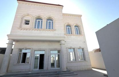 Villa - 6 Bedrooms - 6 Bathrooms for sale in Al Kheesa - Al Kheesa - Umm Salal Mohammed