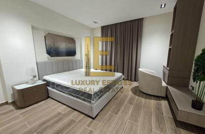 Apartment - 2 Bedrooms - 3 Bathrooms for sale in Crescent Building - Yasmeen City - Lusail