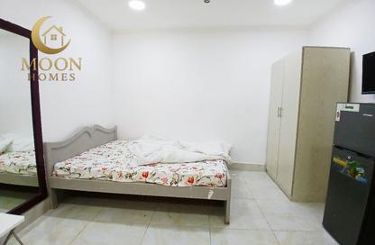 Apartment - Studio - 1 Bathroom for rent in Umm Ghuwailina 4 - Umm Ghuwailina - Doha