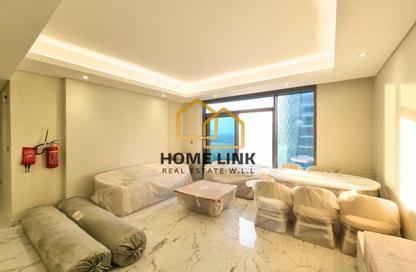 Apartment - 2 Bedrooms - 2 Bathrooms for sale in Marina Residences 195 - Marina District - Lusail