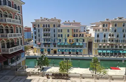Apartment - 3 Bedrooms - 4 Bathrooms for rent in Nobili - Qanat Quartier - The Pearl Island - Doha