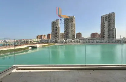 شقة - غرفة نوم - 2 حمامات للايجار في كريستال ريزيدنس - جزيرة جيوان - جزيرة اللؤلؤة - الدوحة