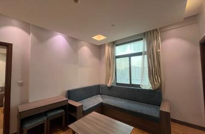 Apartment - 2 Bedrooms - 2 Bathrooms for rent in Al Sadd Road - Al Sadd - Doha