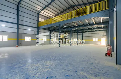 Warehouse - Studio - 1 Bathroom for rent in East Industrial Street - Birkat Al Awamer - Al Wakra
