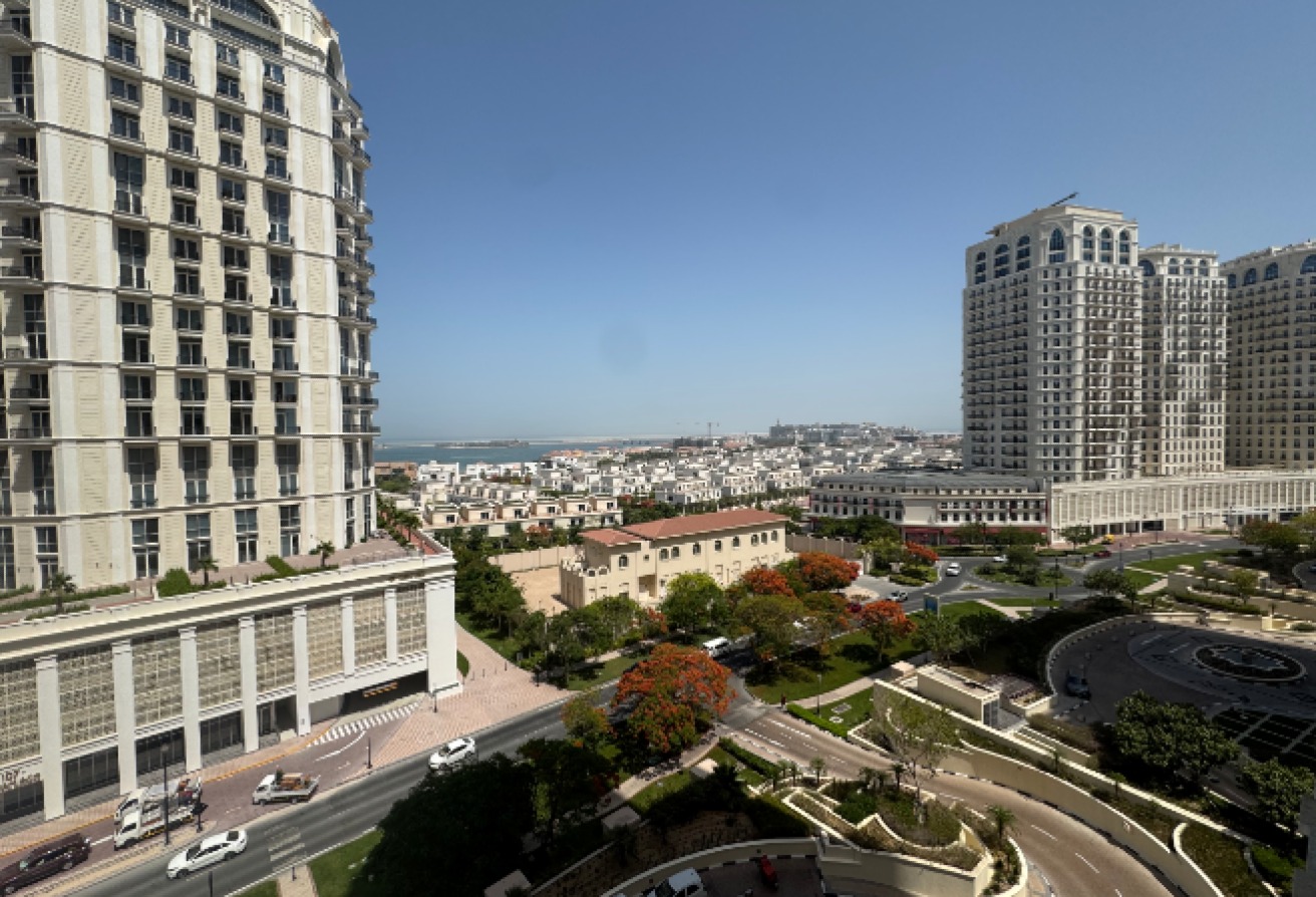 BILLS INCLUDED | SPACIOUS 1 BHK + BIG BALCONY