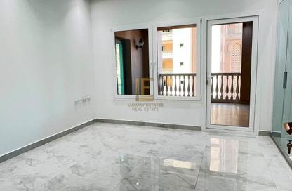 Apartment - 2 Bedrooms - 3 Bathrooms for rent in East Porto Drive - Porto Arabia - The Pearl Island - Doha