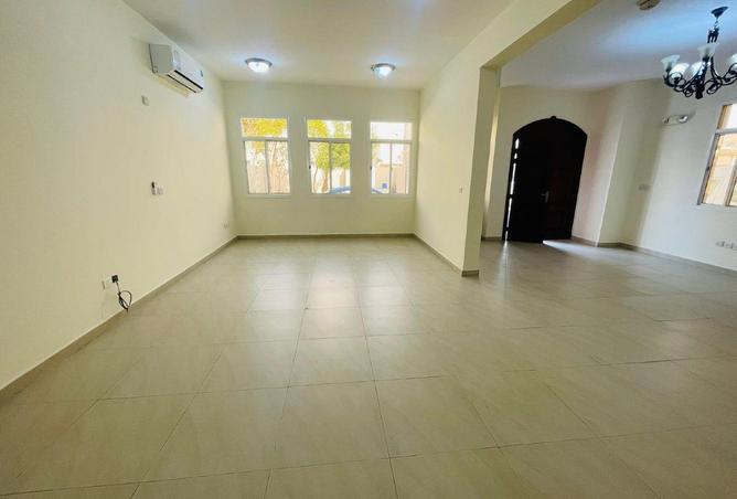 1020533 - Property Image 2