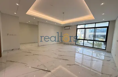 Compound - 5 Bedrooms - 6 Bathrooms for rent in Al Azizia Street - Al Aziziyah - Doha
