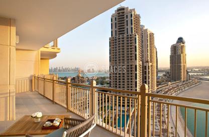 Apartment - 3 - 4 for rent in Abraj Bay - Abraj Quartiers - The Pearl Island - Doha