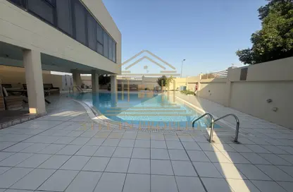 Compound - 5 Bedrooms - 6 Bathrooms for rent in Abu Talha Street - Fereej Bin Omran - Doha