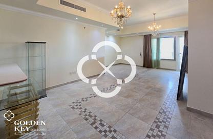 Apartment - 1 Bedroom - 2 Bathrooms for rent in East Porto Drive - Porto Arabia - The Pearl Island - Doha