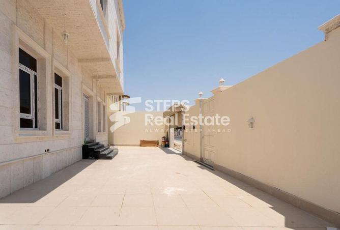 51237759 - Property Image 3
