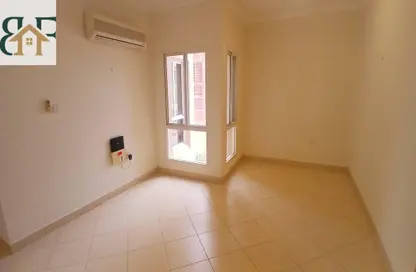 Apartment - 2 Bedrooms - 2 Bathrooms for rent in Fereej Bin Mahmoud South - Fereej Bin Mahmoud - Doha