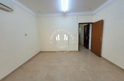 Villa - Studio - 1 Bathroom for rent in Bu Hamour Street - Abu Hamour - Doha