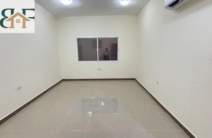 Apartment - 2 - 2 for rent in Al Mansoura - Al Mansoura - Doha