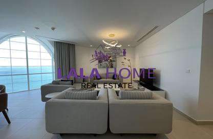 Penthouse - 3 Bedrooms - 5 Bathrooms for rent in Floresta Gardens - Floresta Gardens - The Pearl Island - Doha Penthouse - 3 Bedrooms - 5 Bathrooms for rent in Floresta Gardens - Floresta Gardens - The Pearl Island - Doha
