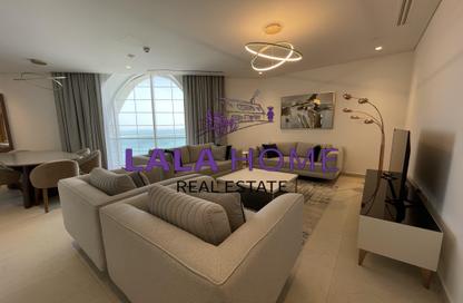 Penthouse - 3 Bedrooms - 5 Bathrooms for rent in Floresta Gardens - Floresta Gardens - The Pearl Island - Doha