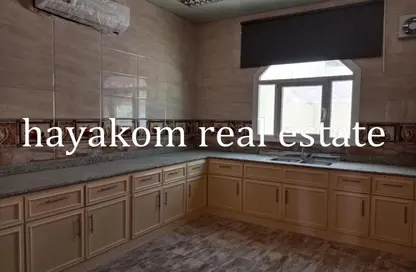 مجمع سكني - 4 غرف نوم - 4 حمامات للايجار في منطقة مويثر - الريان - الدوحة